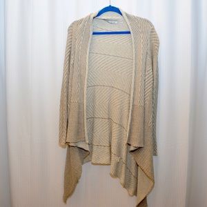 Woman’s sweater, beige,  medium